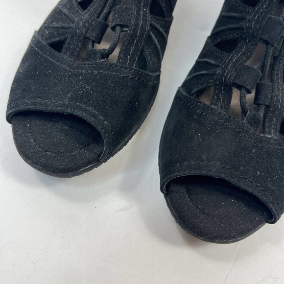 Earth Aurora Black Suede Lace Up Booties Size 8.5 D WIDE Peep Toe - Picture 5 of 14